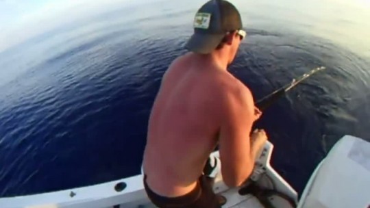 Muscle Vs. Muscle Deep Dropping Wrecks Muscle Vs. Muscle Deep Dropping Wrecks