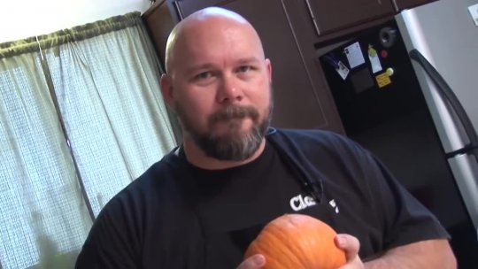 Average JOE Cooking Show - PUMPKIN PIE